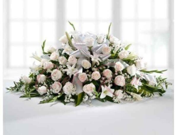 Arreglo Fúnebre Rosas Blancas Deluxe