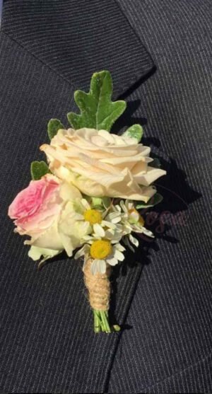 Boutonniere 2 Flores